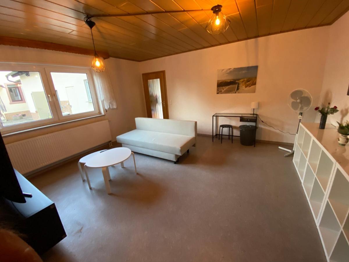 Ferienwohnung Suhad Лудвигсхафен ам Рейн Екстериор снимка