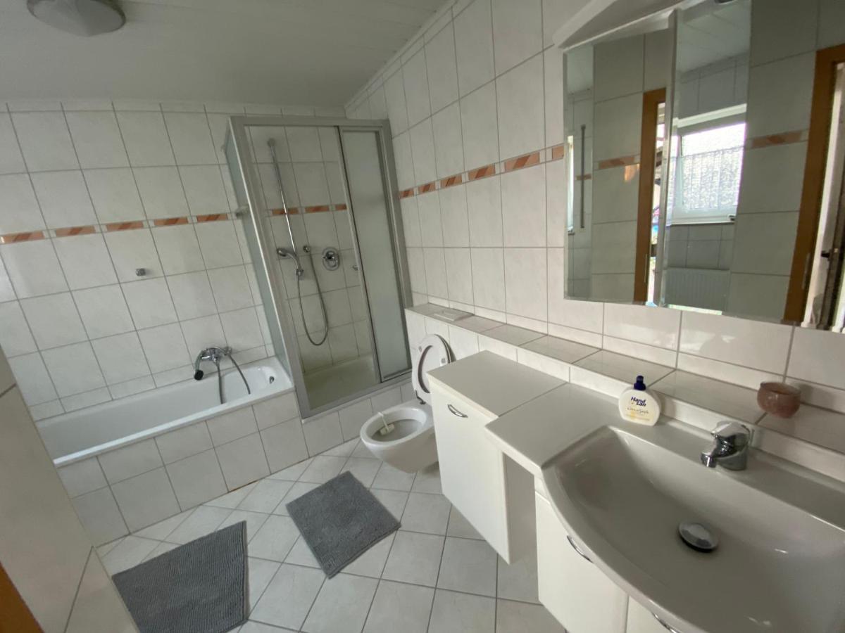 Ferienwohnung Suhad Лудвигсхафен ам Рейн Екстериор снимка